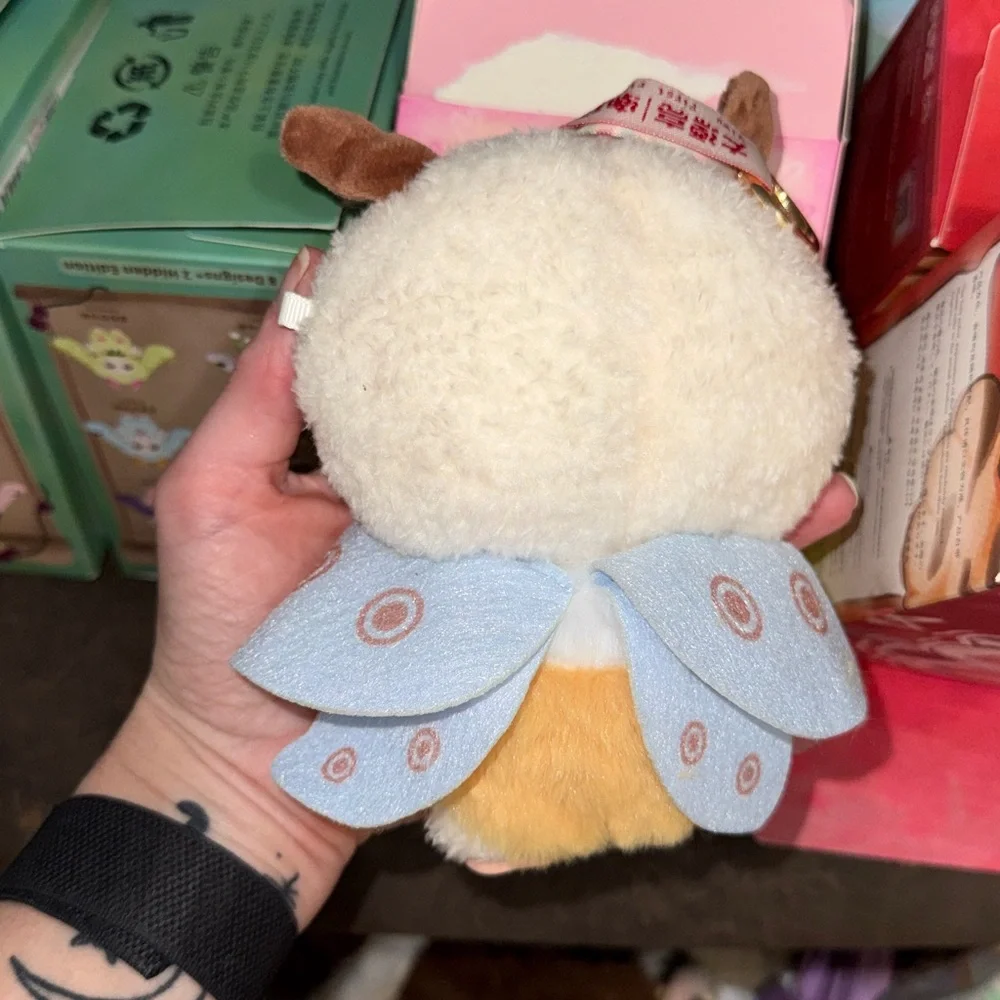 Baby Three BB3 Elf Plush Pendant - Moth - Picture 2 of 3